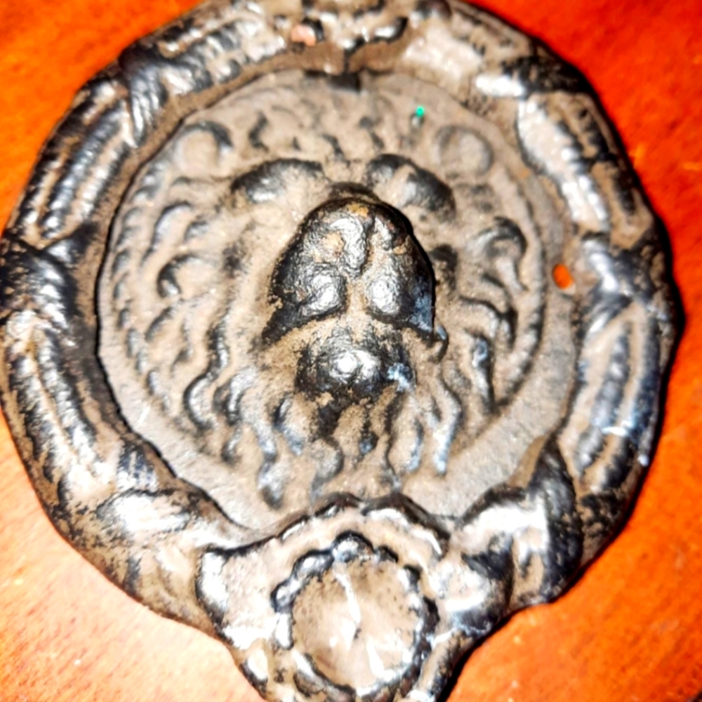 Cast Orono lion knocker